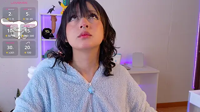 Sallie Doll online show from 28, 10, 2025