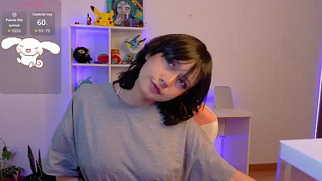 Sallie Doll online show from 21, 11, 2025