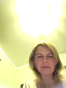 Masha412111 online show from 21, 10, 2025