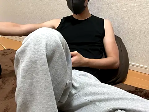 Snapshot of Ryunosukesuke chatting on 7, 11, 2025 Ryunosukesuke online show from 7, 11, 2025