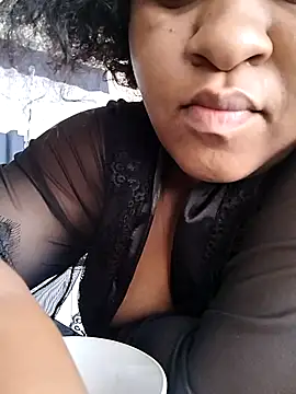 thicknjuicyx online show from 7, 10, 2025