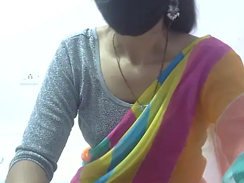 Laila Cute online show from 24, 2, 2026