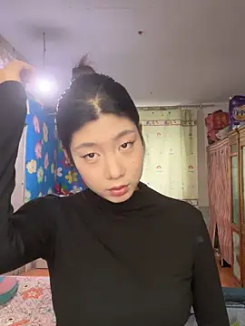 Snapshot of chibaoao66 chatting on 17, 10, 2025 chibaoao66 online show from 17, 10, 2025