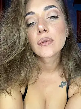 Snapshot of Malasantababy chatting on 10, 10, 2025 Malasantababy online show from 10, 10, 2025