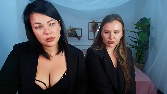 Li0ra online show from 8, 10, 2025