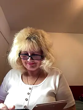 BoloshkaBlonda online show from 15, 10, 2025