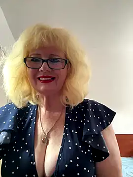 BoloshkaBlonda online show from 22, 10, 2025