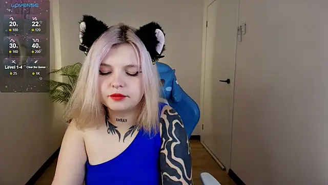 Shad0wPurr online show from 27, 10, 2025