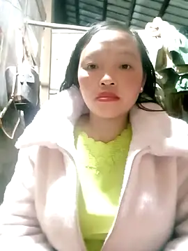 Minkine022 online show from 18, 12, 2025