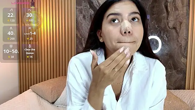 Snapshot of Pocahontas_sun chatting on 15, 10, 2025 Pocahontas sun online show from 15, 10, 2025