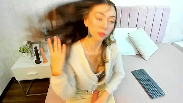 Olivia johansson online show from 11, 10, 2025