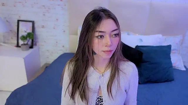 Olivia johansson online show from 30, 10, 2025