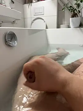 DomnHuan online show from 10, 10, 2025