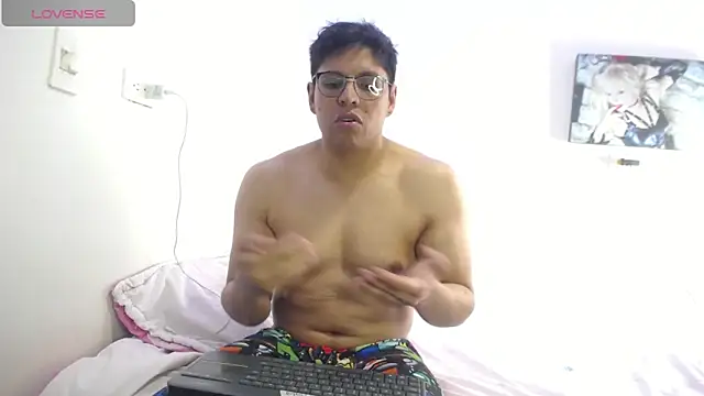 MikeandLindsay online show from 11, 10, 2025