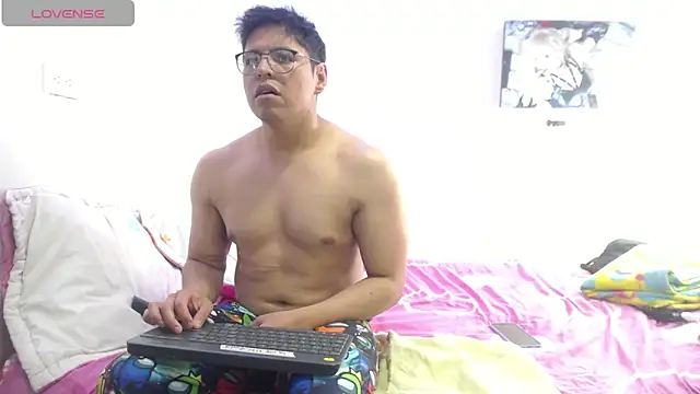 MikeandLindsay online show from 14, 10, 2025