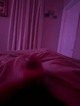 familia0210 online show from 17, 10, 2025