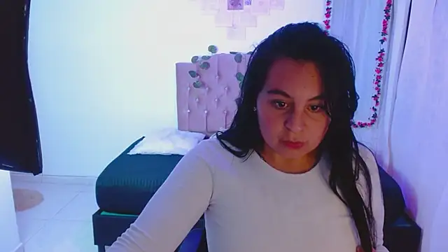 bianca160920 online show from 2, 10, 2025