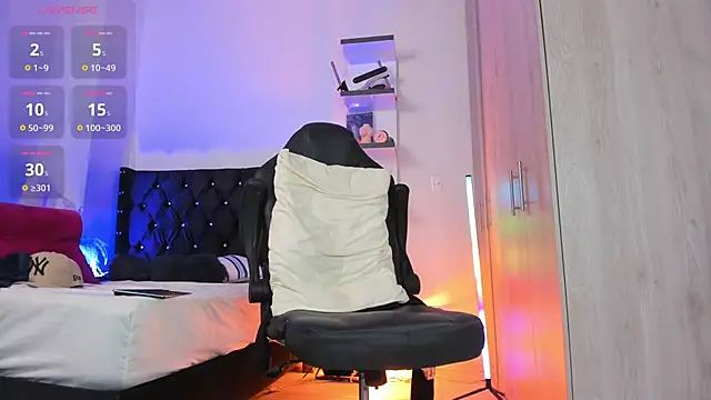 Snapshot of _Duriel chatting on 6, 3, 2026 Duriel online show from 6, 3, 2026