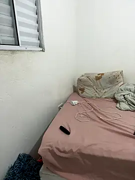 Snapshot of ___Amandinha chatting on 18, 11, 2025 Amandinha online show from 18, 11, 2025