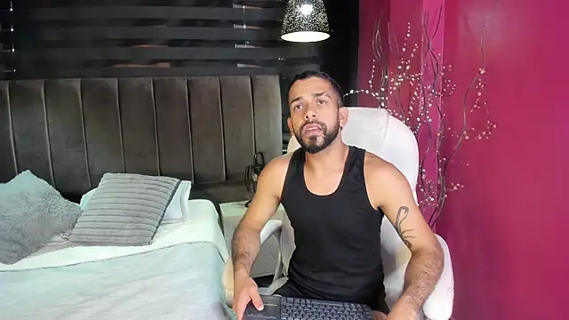 Lobo sex21 online show from 14, 10, 2025