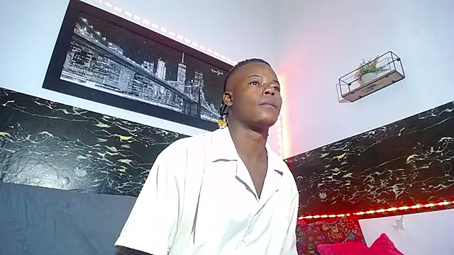 Dark stallionX online show from 17, 10, 2025