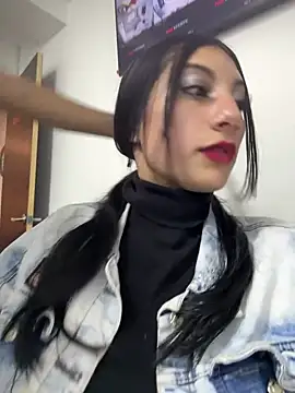 Snapshot of brandy_danger chatting on 4, 10, 2025 brandy danger online show from 4, 10, 2025