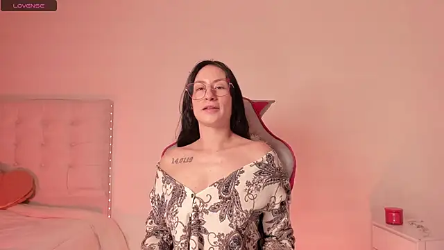 clover tter  online show from 9, 11, 2025