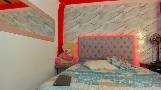 Stefany Andruw online show from 25, 11, 2025