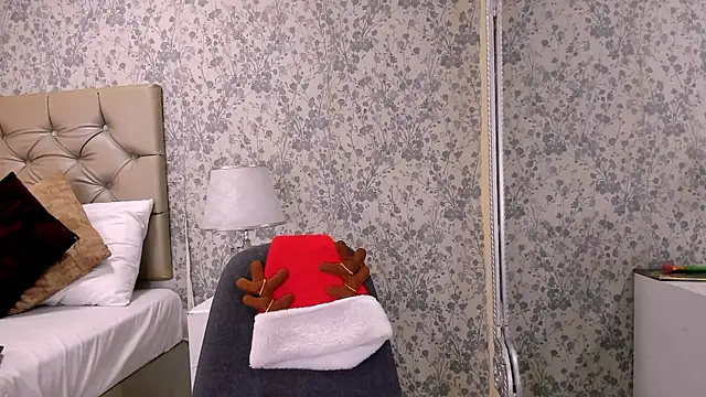 Clohe Bell online show from 8, 1, 2026