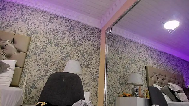 Clohe Bell online show from 15, 1, 2026