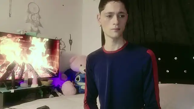 Tyler cat online show from 4, 11, 2025