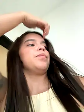 Snapshot of gabriiieela_ chatting on 25, 10, 2025 gabriiieela online show from 25, 10, 2025