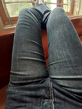 Lili 2love online show from 2, 2, 2026