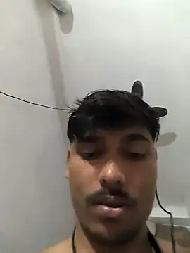 Snapshot of honestbbadboy chatting on 24, 10, 2025 honestbbadboy online show from 24, 10, 2025