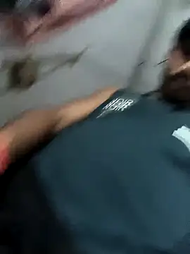 Snapshot of honestbbadboy chatting on 4, 11, 2025 honestbbadboy online show from 4, 11, 2025