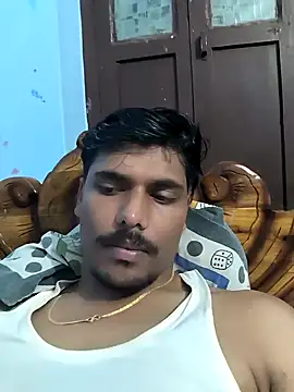 Snapshot of honestbbadboy chatting on 5, 11, 2025 honestbbadboy online show from 5, 11, 2025