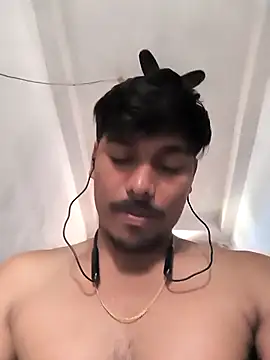 Snapshot of honestbbadboy chatting on 11, 11, 2025 honestbbadboy online show from 11, 11, 2025