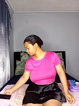 Snapshot of Sultrytits6 chatting on 11, 10, 2025 Sultrytits6 online show from 11, 10, 2025