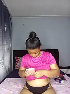 Snapshot of Sultrytits6 chatting on 13, 11, 2025 Sultrytits6 online show from 13, 11, 2025