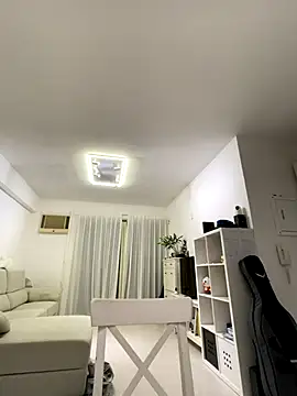 L-pink-1230 online show from 5, 10, 2025