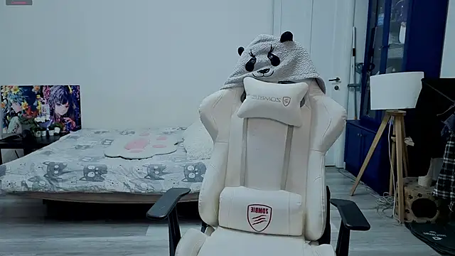 xAlisontiny online show from 18, 11, 2025