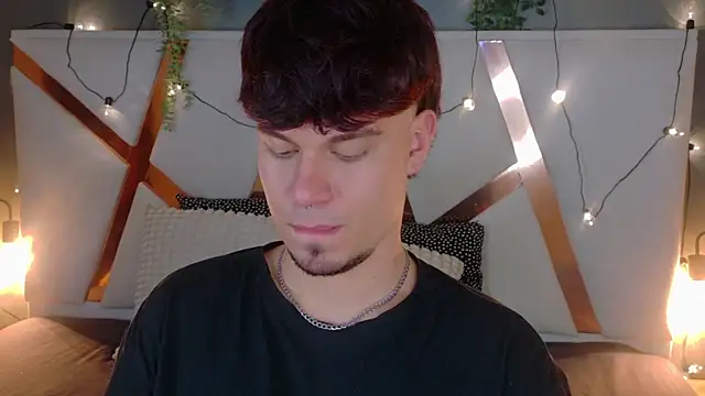 LiamThunder05  online show from 4, 12, 2025