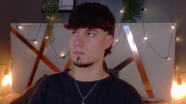 LiamThunder05  online show from 15, 12, 2025