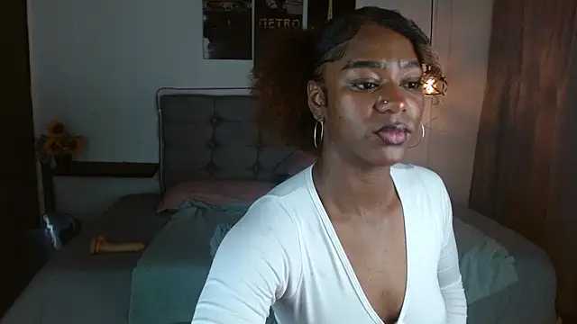 Snapshot of samara_roxx chatting on 24, 10, 2025 samara roxx online show from 24, 10, 2025