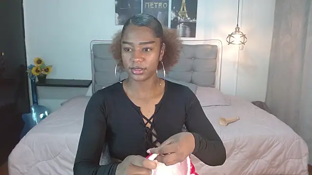 Snapshot of samara_roxx chatting on 31, 10, 2025 samara roxx online show from 31, 10, 2025