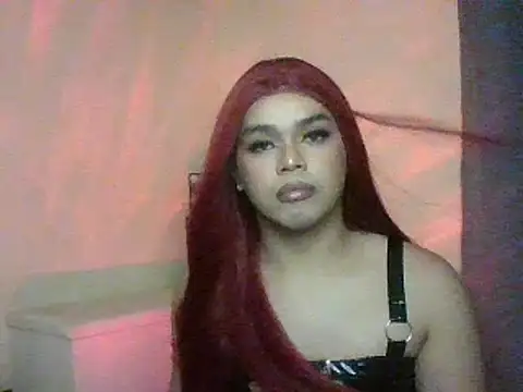 TarahFox online show from 4, 10, 2025