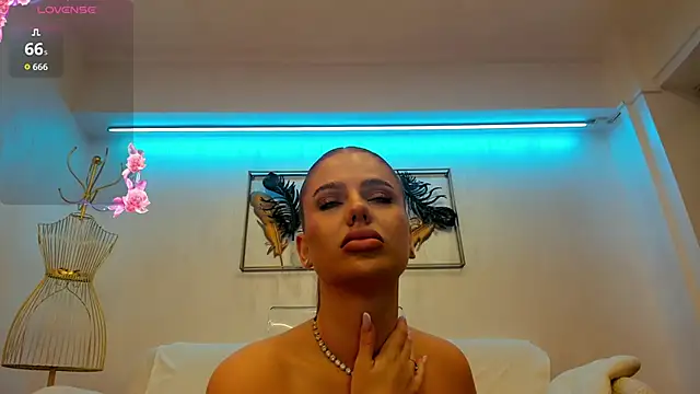 VikaFever online show from 26, 10, 2025