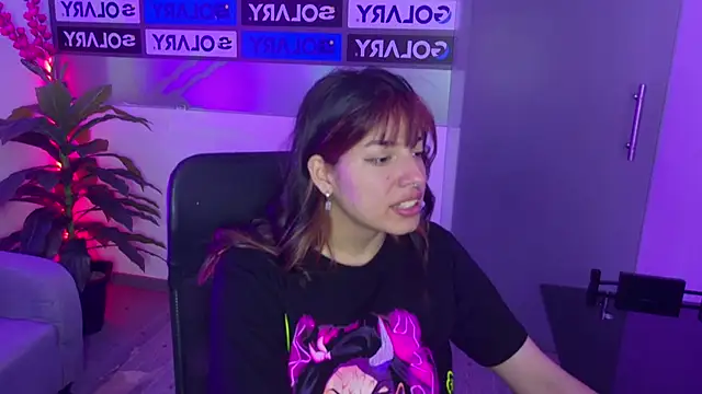 Violetta Swett  online show from 18, 11, 2025