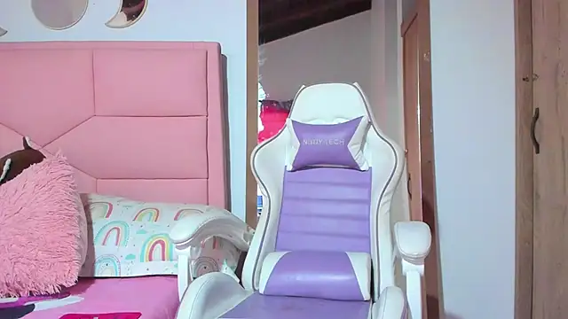 BabyDollvibes online show from 24, 11, 2025