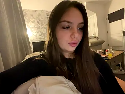 Snapshot of EllaStarrxxx chatting on 26, 10, 2025 EllaStarrxxx online show from 26, 10, 2025